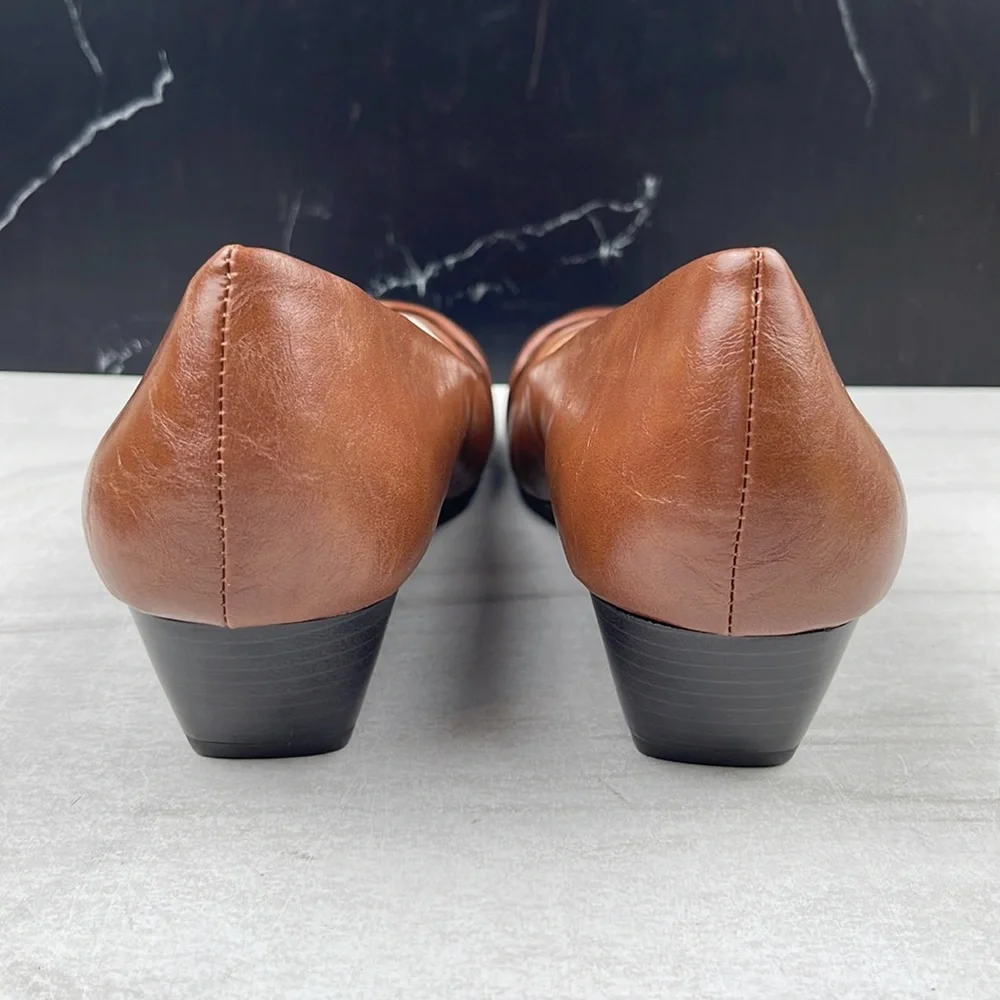 Dirty Laundry Brown Wedge Flats